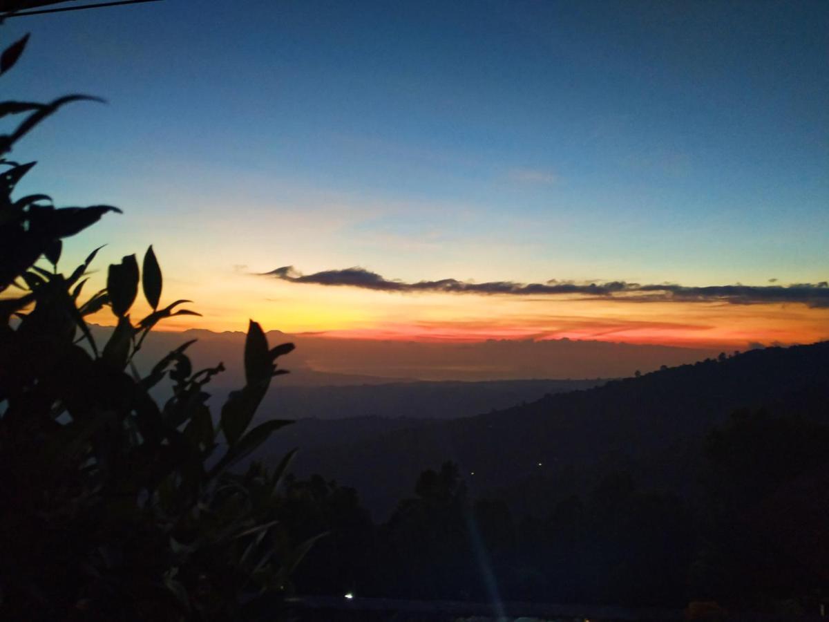Puri Sunset Homestay Munduk  Exterior photo