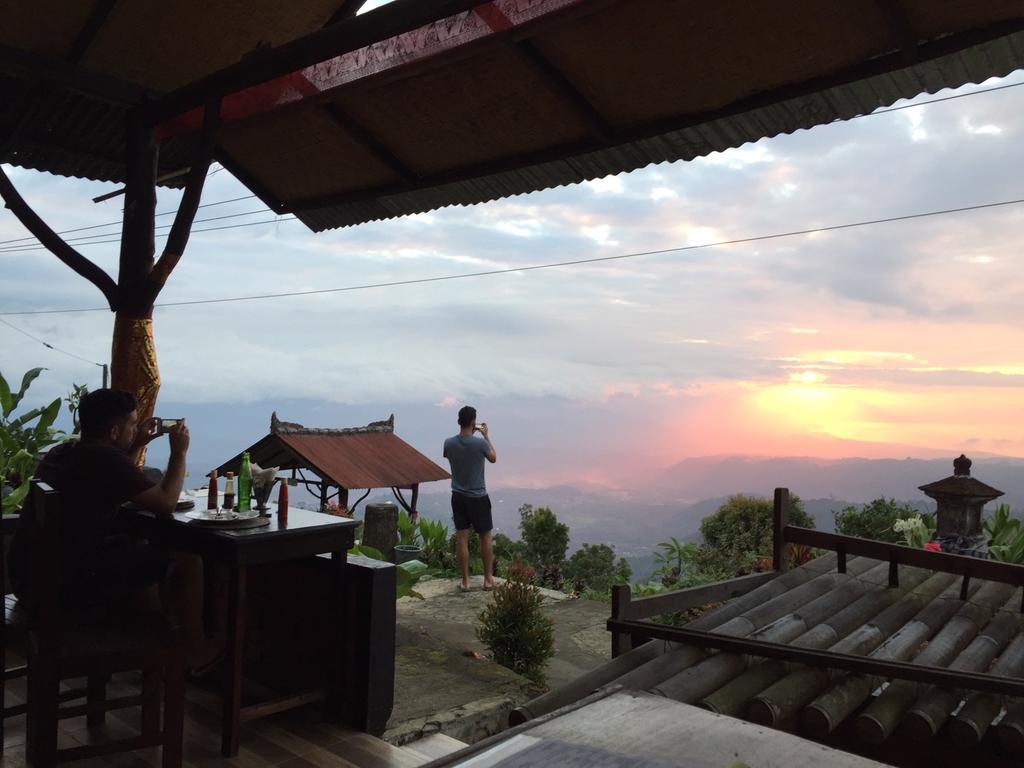 Puri Sunset Homestay Munduk  Exterior photo
