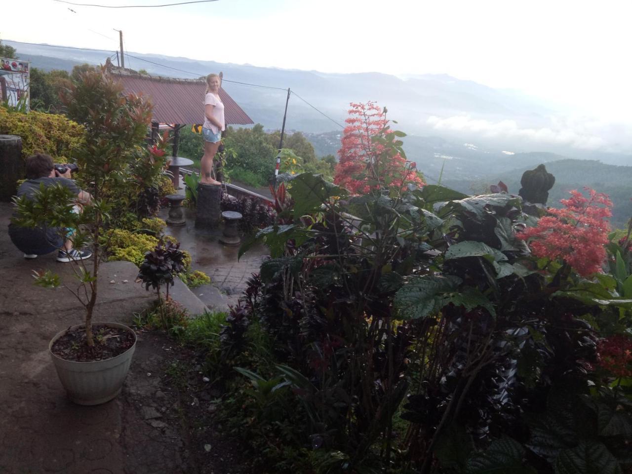 Puri Sunset Homestay Munduk  Exterior photo